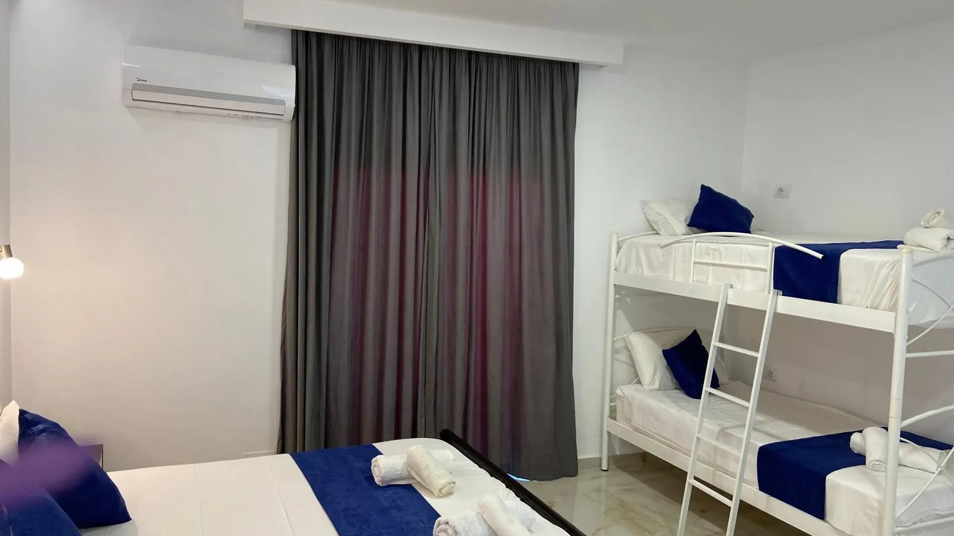 Villa Center & Pool Ksamil Albánia