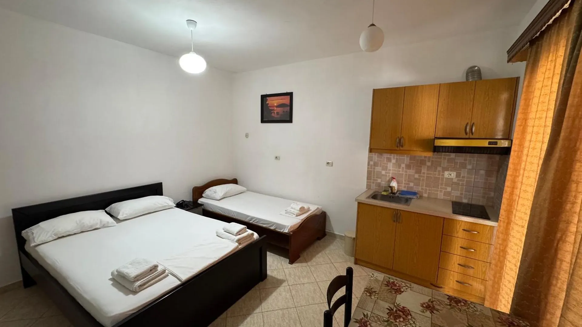 Villa Center & Pool Ksamil