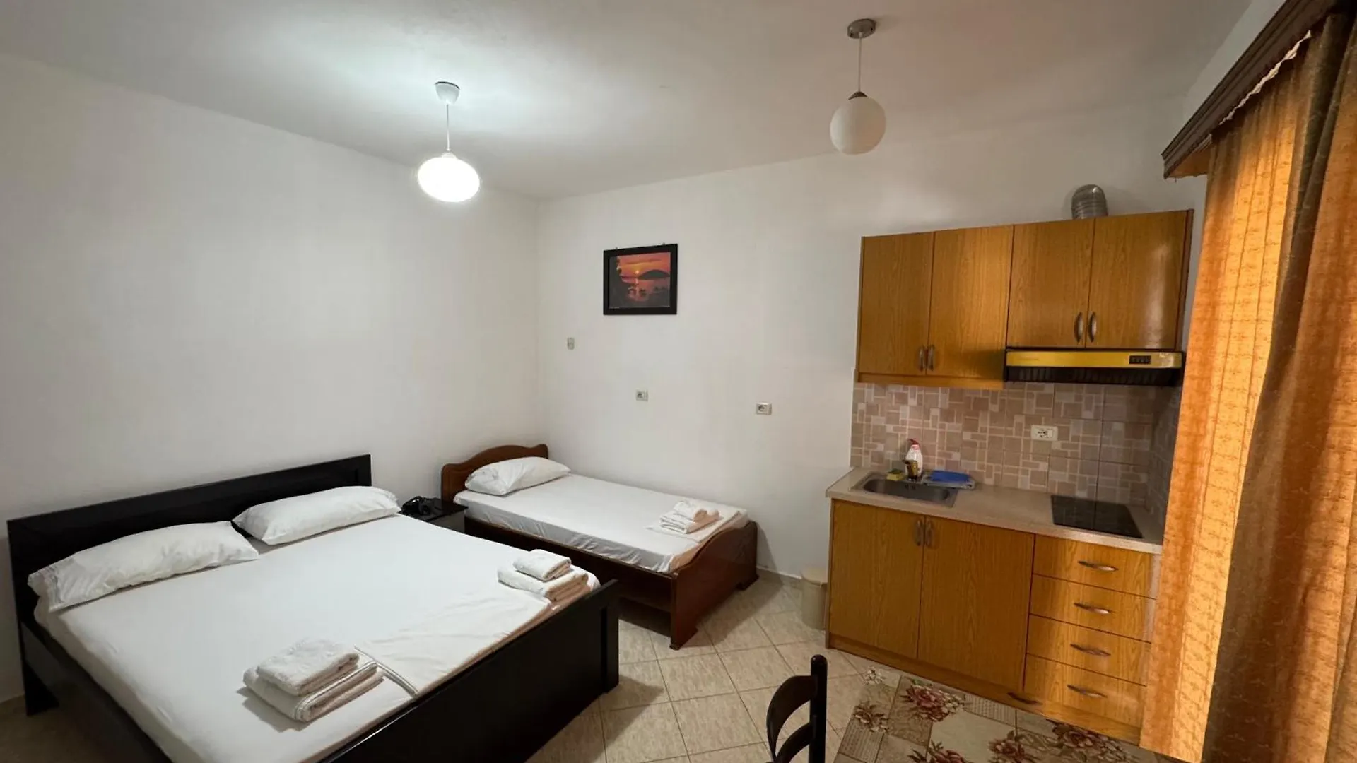 Villa Center & Pool Ksamil